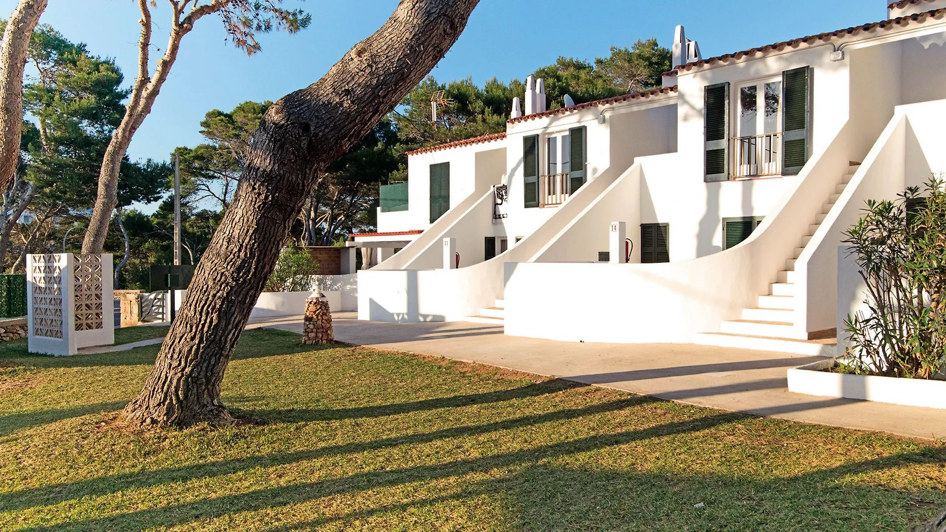Cala Blanca Apartments Spain